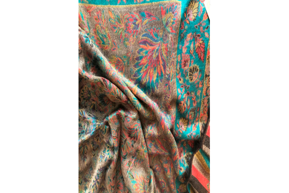 Pashminas bordadas de fino lana cashmere. Tipo PERSA, mod01